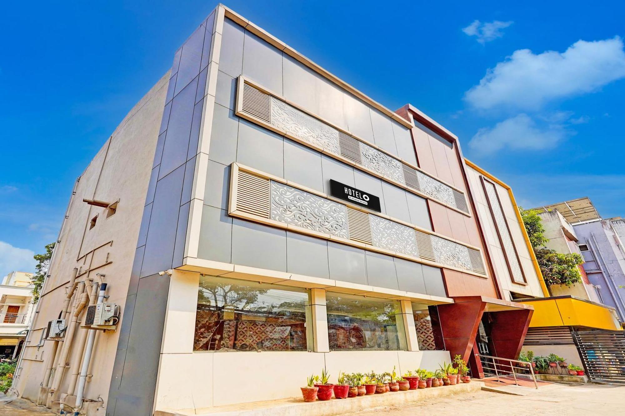 Super Hotel O Perungalathur Near Bus Stand Chennai Extérieur photo