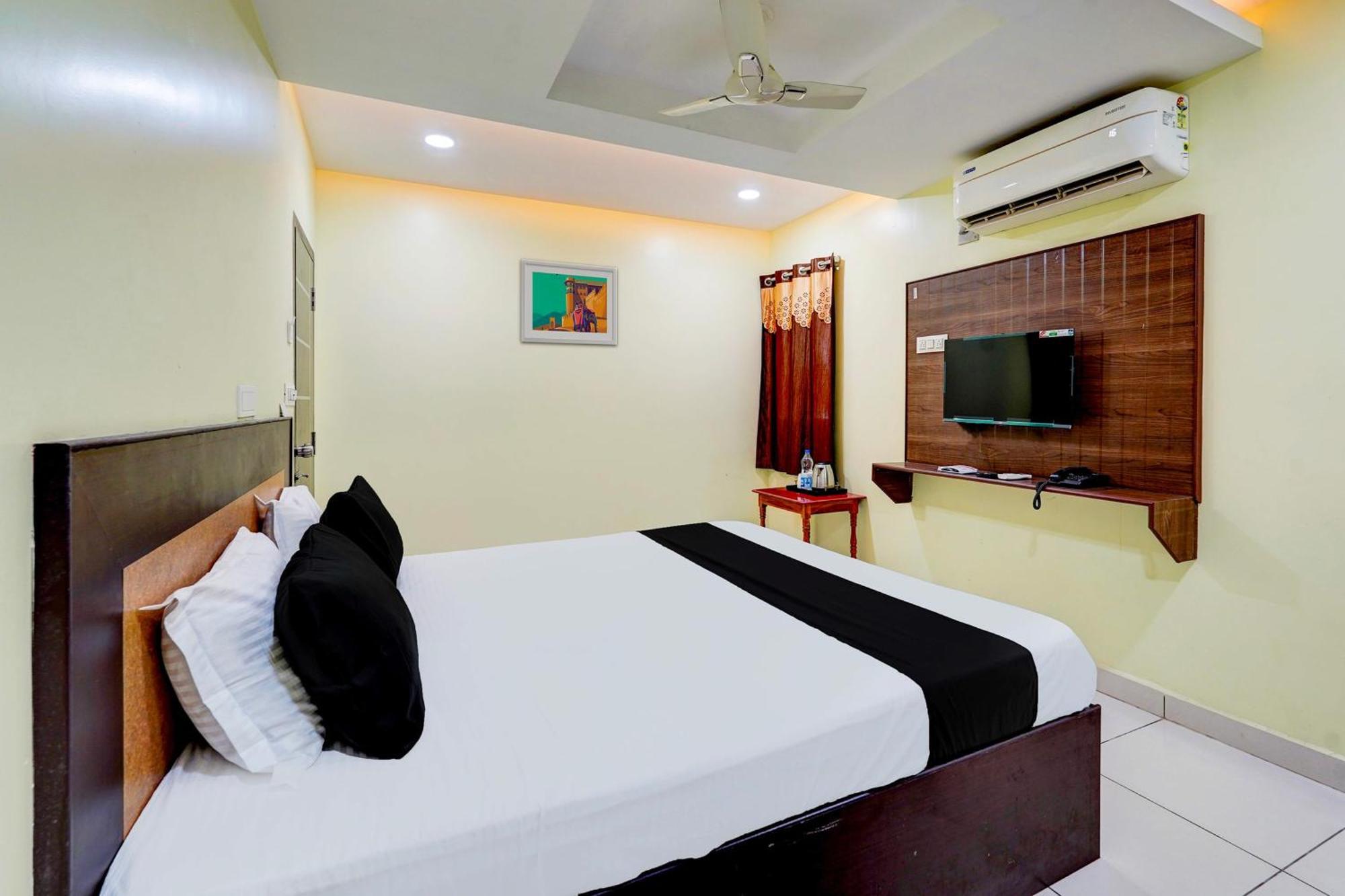 Super Hotel O Perungalathur Near Bus Stand Chennai Extérieur photo
