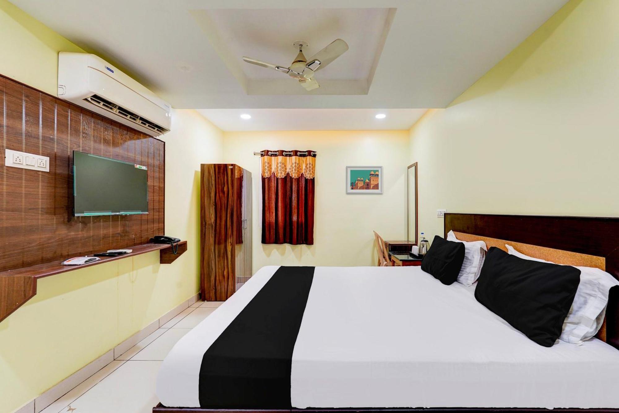 Super Hotel O Perungalathur Near Bus Stand Chennai Extérieur photo